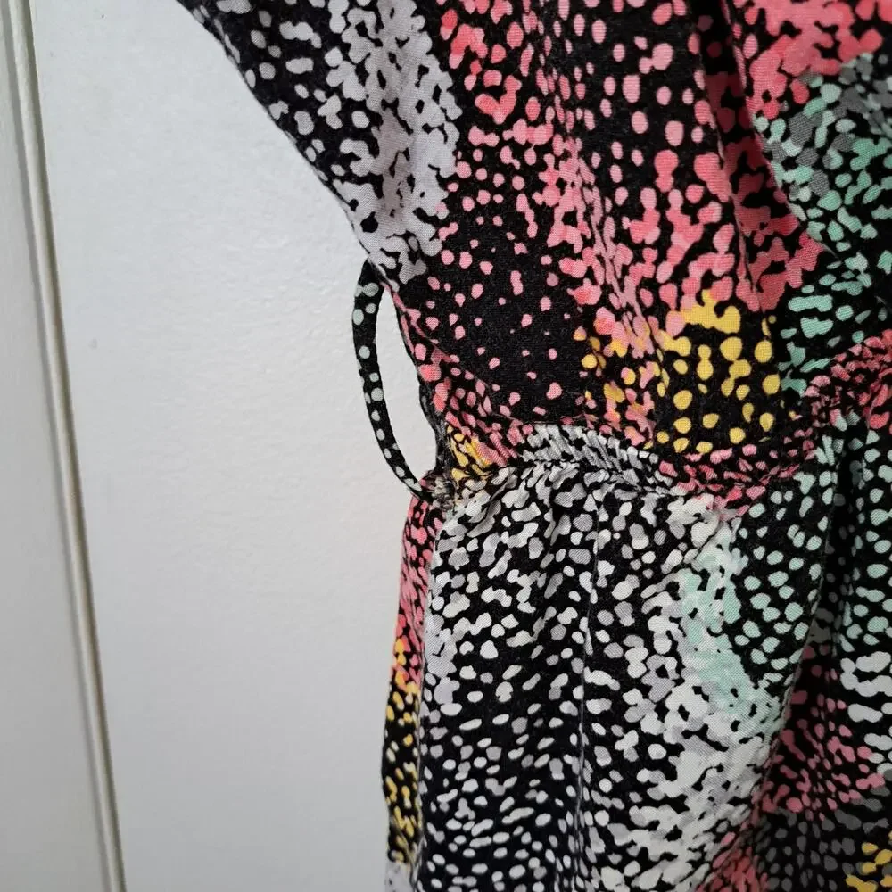 Forever 21+ V Neck Multicolored Cinched Waist 2X Top - Picture 3 of 5